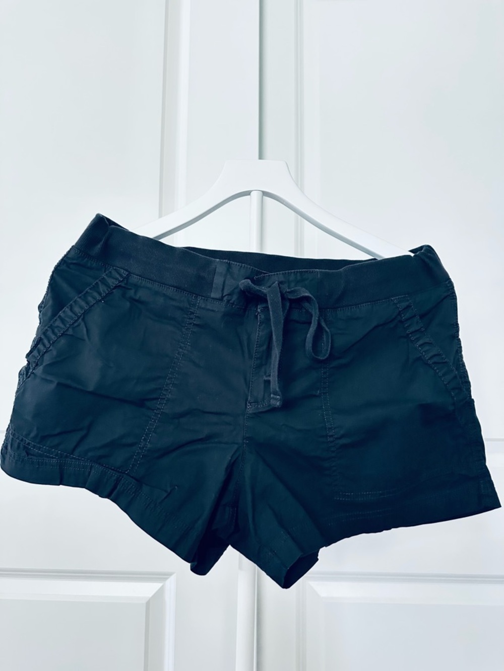 Women’s a. n.a Casual Black Shorts Size 10